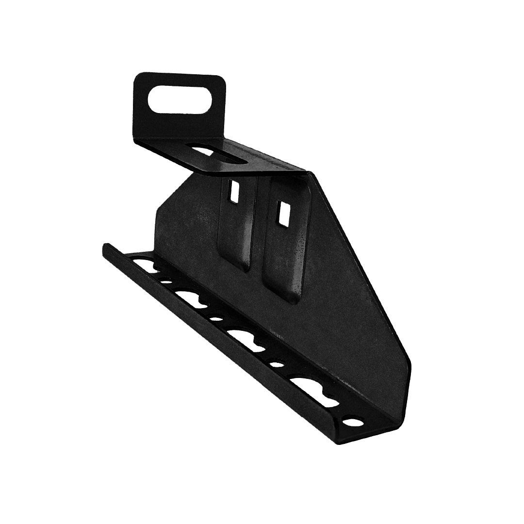 SP-200 huopa- ja peltikattokiinnike musta, 20 kpl